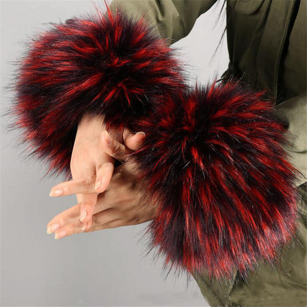 Wrist Set Woman's Imitation Rabbit Hair Bracelet Fur Wristband Cuff W117