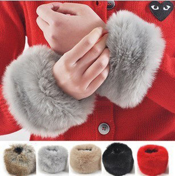 1 Pair Faux Rabbit Fur Oversleeve Cuff Winter Warm Wristbands Women's Fashion Autumn Wrist Gloves Sleeve Cuff Cover z333