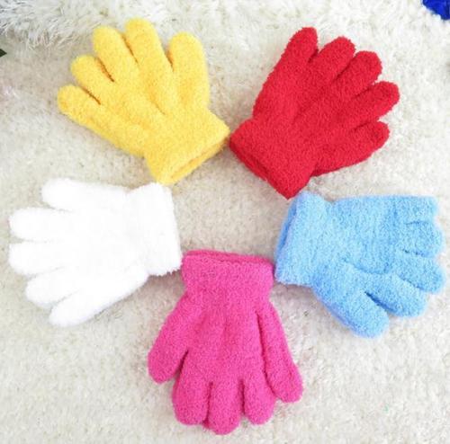 12 pair Gloves Fashion Soft Wrist Mittens Boy Girl Children Winter Gloves Cute Candy NEW