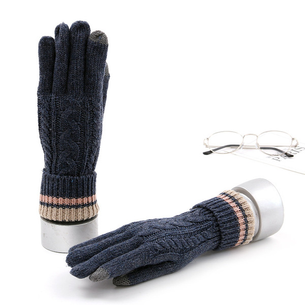 2018 New Luxury Wool Gloves Cellphone Touch Screen Mittens Fashion Brand Winter Warm Gloves Best Quality Outdoor Popular Knitted Gloves