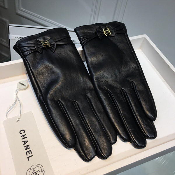 2018 sheepskin gloves, cute bows, thin models, full touch screen gloves, imported goatskin