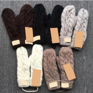 2018 High Quality New Women warm Gloves Brand Designer Mittens Gloves Solid Color Winter Outdoor Gloves