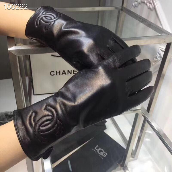 Men Gloves Natural Leather Male Winter Warmer Gloves Made of Italian sheepskin Fashion Plush Lining touch screen Driving Mittens