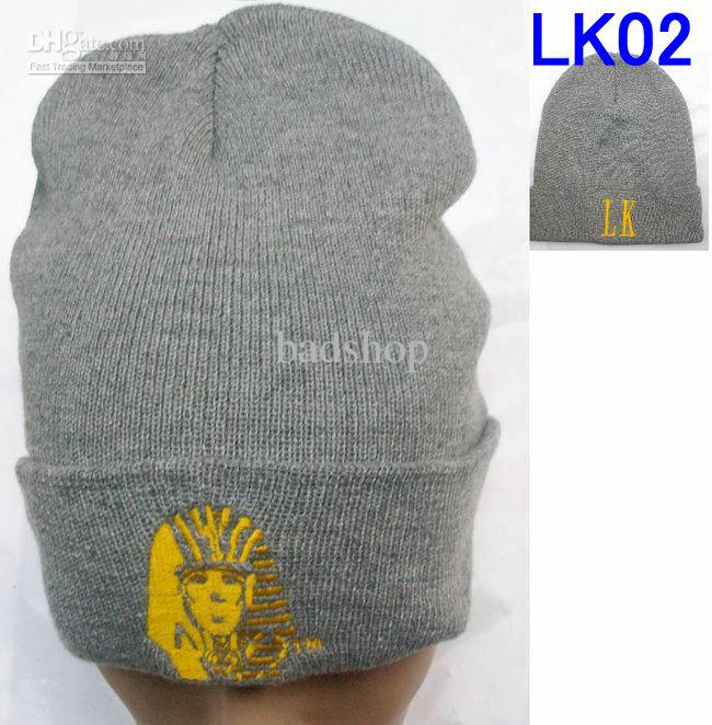 1PCS Free Shipping Grey Last Kings knitted Beanies acrylic golden logo skullies & beanies knitting winter for men Unisex sports winter caps