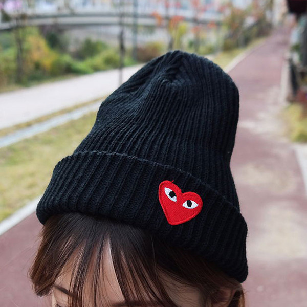 Wholesale New Boy Girl simple Hip hop Skull Eye Heart Cap Autumn Winter Hats Knitted Beanie Fashion Accessories