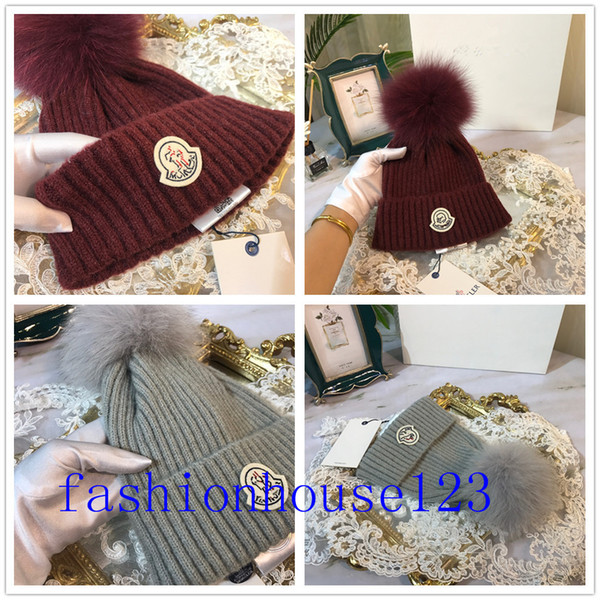 2018 new classic fashion warm knitted wool hat with fox fur ball high-end and age