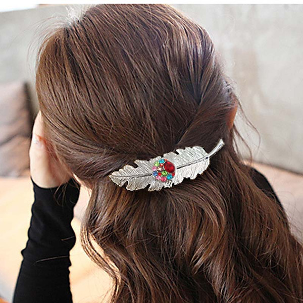 Hot Sale Flower Snap Button Knitted Hat 18MM Charms Fashion Jewelry For Women Girl Teenagers Display board Hair clip gift