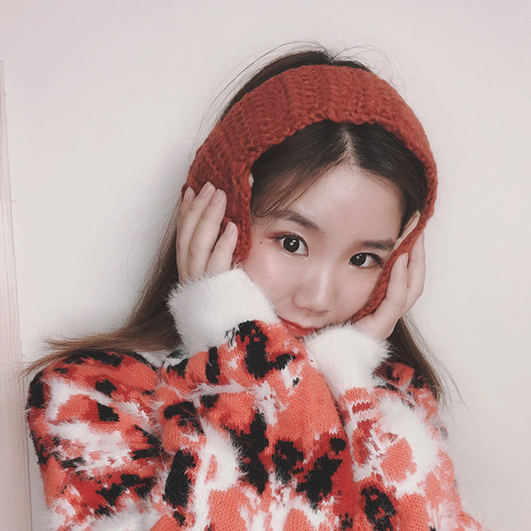 Korean ins Vintage knitted wool earmuffs lovely warm knitted wool ball earmuffled wool earmuffs Hipster Necessary Joker Style