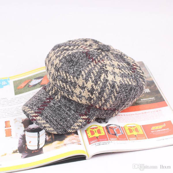 Brand- Hot Sale 2016 New Arrive Winter Autumn Vintage Men Thick Cotton Cap Men Plaid Woolen Newsboy Caps Painter Women Hat