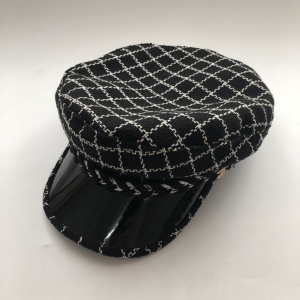 Famous women classic black and white flat top navy cap women autumn and winter British brand beret fashion cap