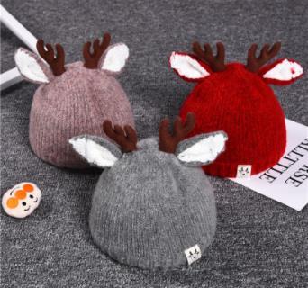 Autumn and Winter Baby Wool Baby Antler Cap Children Knitted Hat Fashion Headgear Boys and Girls Warm Cap