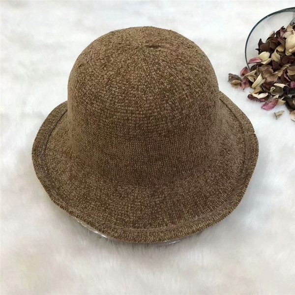 New Arrival Women Top Hat Luxury Lady Brand Designer Solid Color Winter Cap Elegant Stingy Brim Hat for Girl Pop Hat Famous Knitted Warm Cap