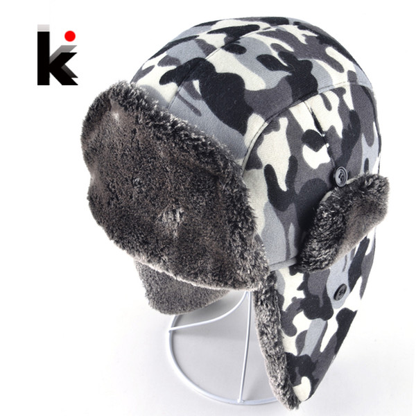 Wholesale-2016 New Soviet Bomber Hat Camo Men Ear Cap Lei Feng Cap Cold Winter Outdoor Sports Men's Ski Cap Male Hats For Men