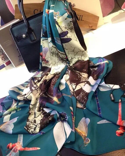 2018 European and American silk mixed dragonfly skull scarf understated luxury women sun protection silk wholesale