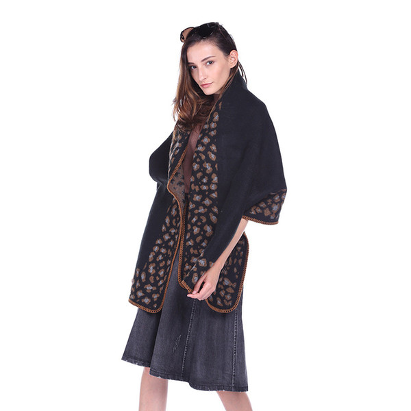 2019 European and American fashion leopard ladies long scarf temperament retro national print shawl warm scarf