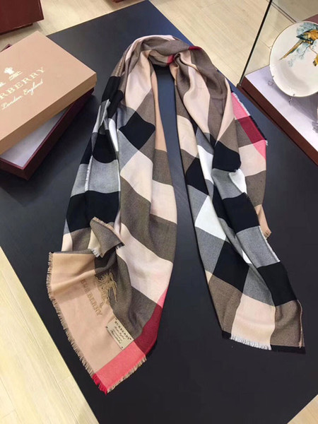 high Qualtiy Fashionable new ladies Classic plaid women's and men's long soft Silk cashmere scarf shawl scarves in spring Autumn Winter