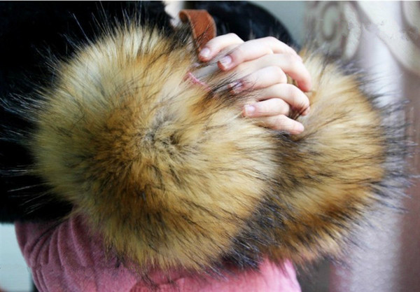 Christmas Party Price Luxury Women Faux Raccoon Fur Short Winter Wrist Arm Warmer Cuff Wristband