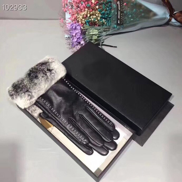 New arrival fashion hot sale warm for women fur Real lambskin Gloves skin gloves Warm for women's gloves with original box