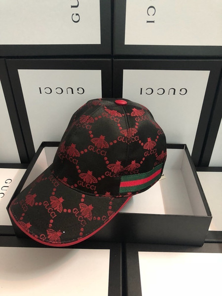 The unisex baseball cap's latest fashion trend, high-end workmanship trending, splicing, casual, casual, outfit, street must-have