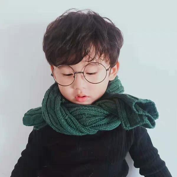 Children's scarf winter new Korean version of baby knitted scarf warm neck boys and girls pure color versatile scarf trend