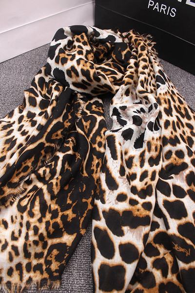 Scarf for Lady New American and European Style Fashion Women High Quality Cotton Shawls Classic Leopard Print Pashmina