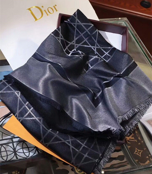 2018 Soft high quality wool and silver thread blended high quality female triangle oversize 140*140cm shawl