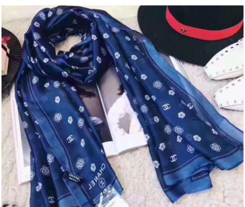 2019 Spring New Silk scarf for Women Hot Sale Leopard Chain Printed Long Scarves size 180x90Cm Shawls For Women gift top