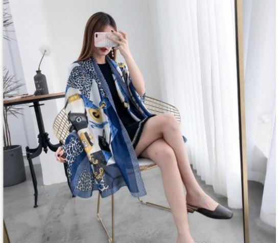 women Scarf design women Classic 100% silk Scarf 2018 Warm Soft Tassel fashion Women Shawl Wrap Scarves Ra-DF155