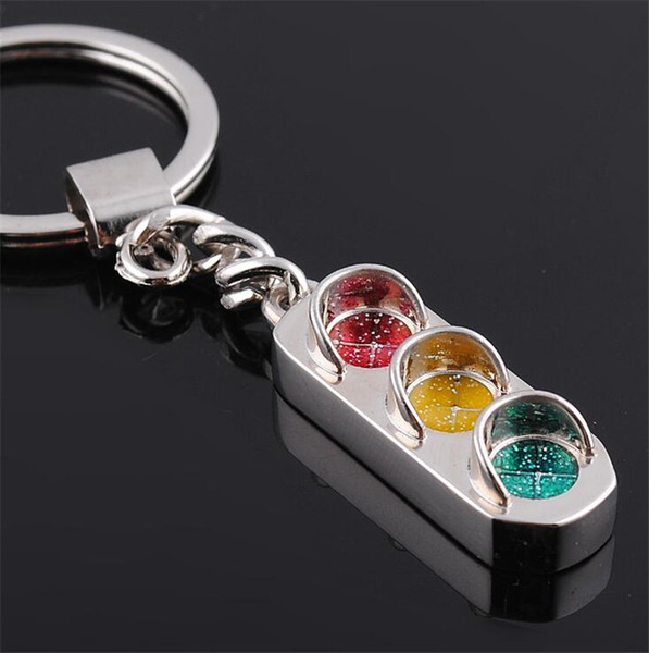 New Traffic Light Keychain Alloy Car Light Key Ring Wedding Favors And Gifts Wedding Souvenirs Wedding Supplies