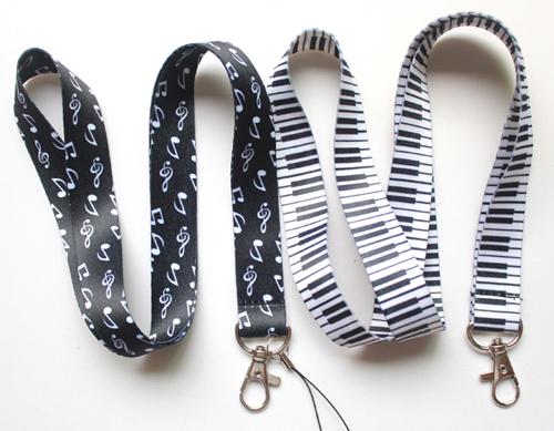 New 20PCS fashion mobile phone lanyard key chain Keys and notes key rope, neck rope hanging neck rope free shipping. 037