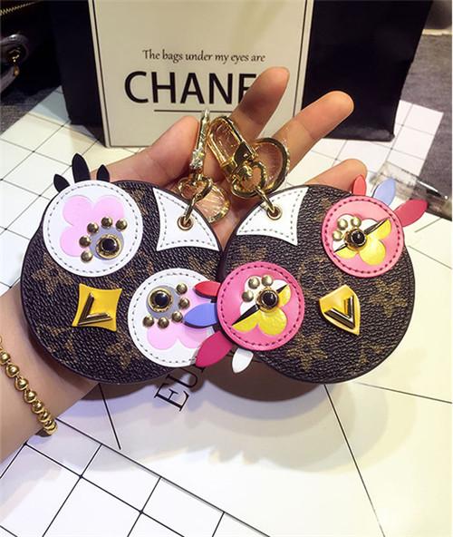 2018 New Luxury Keychain Key Chain & Key Ring Holder Brand key chain Porte Clef Gift Men Women Souvenirs Car Bag without box