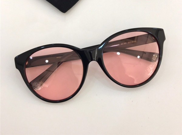 Hot sell Brand Designer Sunglasses Cat Eye Frame Glasses Legs With Small Diamond Design Top Quality Eyewear UV400 Protection with box