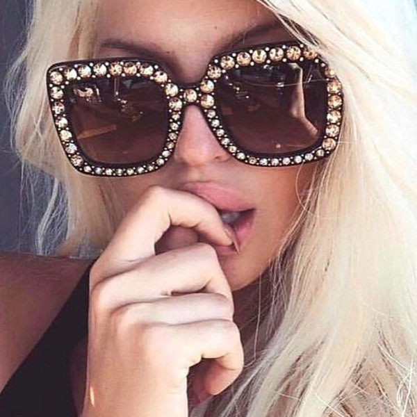 Luxury Cat Eye Sunglasses Women Italy Brand Designer Diamond Sun glasses Ladies Vintage Oversized Shades Female Goggle Eyewear YW165