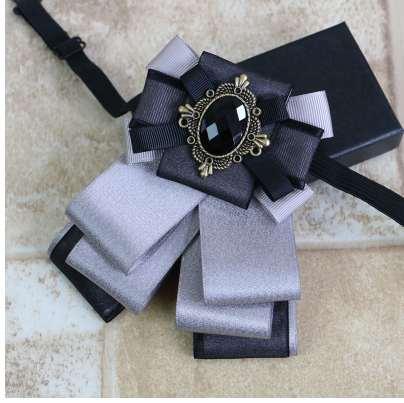 Brand 2018 New Design Unisex luxury Business Wedding Party Collar Neck Wear Cravat Accessories Casual Groom Rhinestone Bow Ties