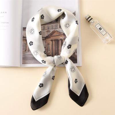 Korean Vintage Camellia Small Neckerchief Spring And Autumn Women's Hot Products It Can Be Used As a Neck Scarf Or a Headscarf