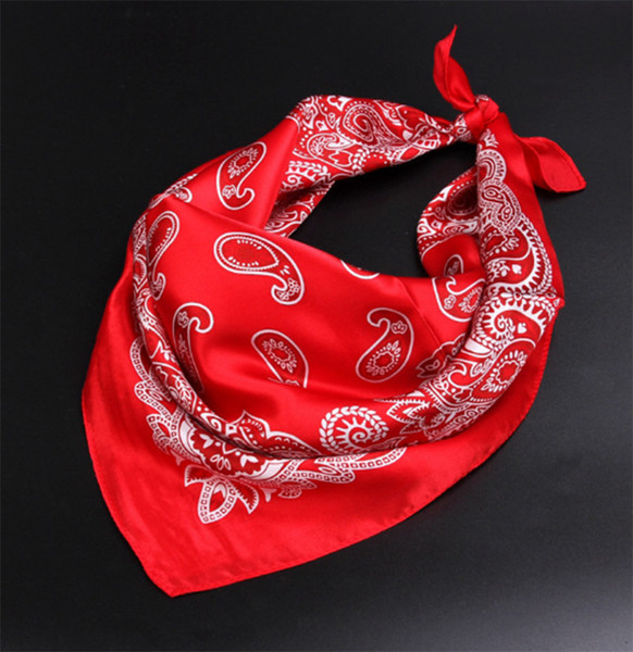 2019 European and American fashion new silk men and women small square towel printing 100% silkworm hip hop small scarf