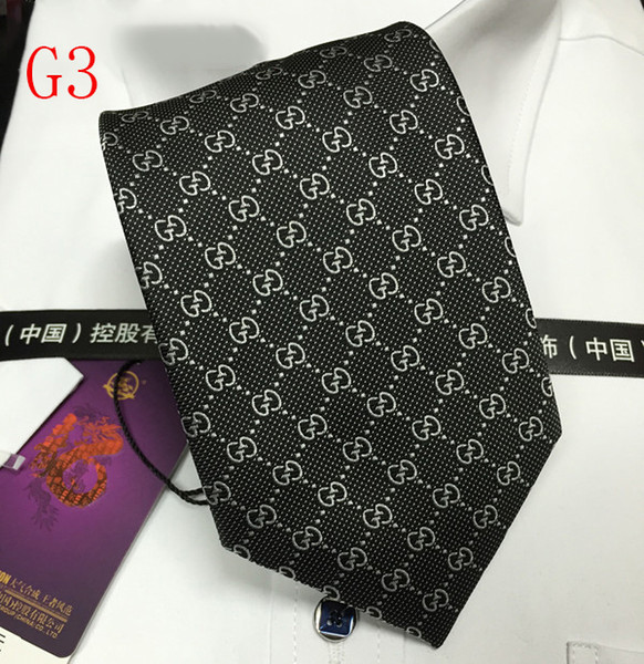 Men Business Formal Tie Wedding Fashion Ties Leisure Tie Narrow Arrow Necktie Skinny Letter Date Tie Men Party Casual Neck Ties with box T01