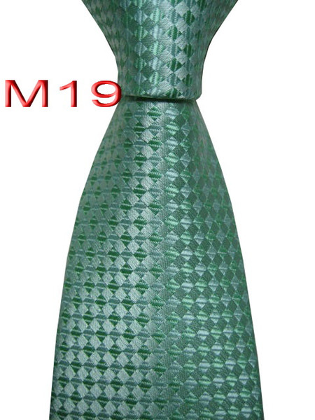 Fashion M19 JACQUARD WOVEN HANDMADE Design Green Solid MEN TIE Necktie