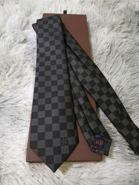 High quality silk Plaid tie men's casual 8 cm vintage plaid tie fashion classic tie brand gift box 3 style