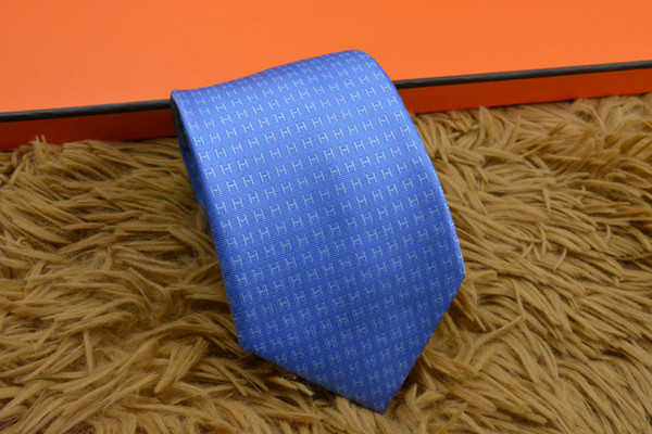 Classic tie quality 100% silk tie brand gift box 8 cm 10 style classic edition Fashion brand men's casual tie