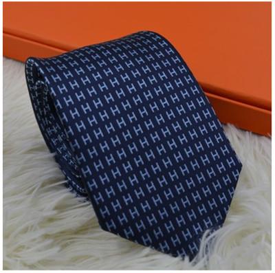 High quality brand Designer tie silk tie with packing box classic Letter ties brand men's casual narrow tieith for gift RT44