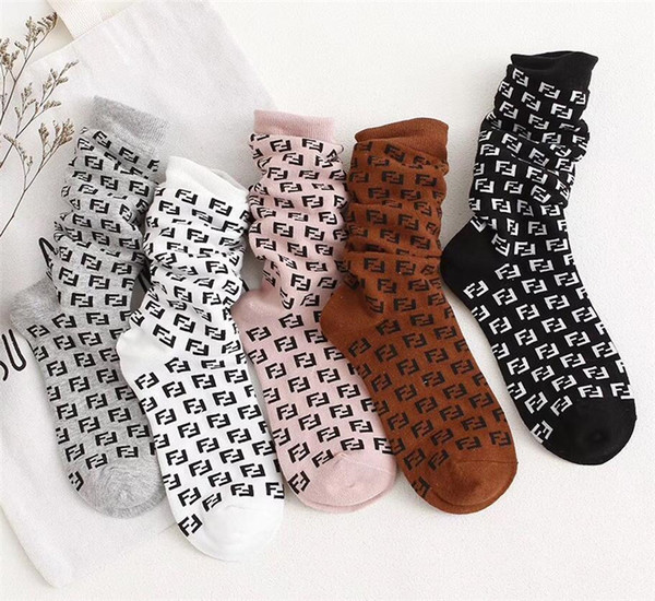 Fashion winter new ladies comfortable mixed cotton sports socks multi-color high quality popular breathable mesh design