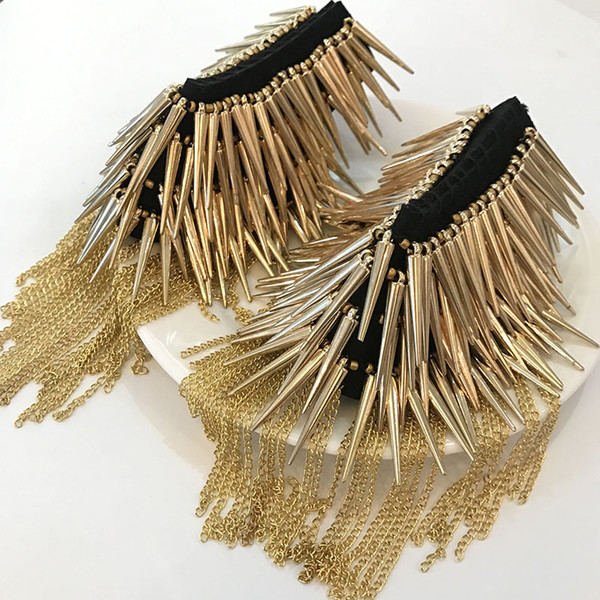 Handmade fashion Shoulder Epaulet Women Party Rivet Punk Accessories Kpop Handmade Fringed Pikes Brooch Tassel Metal Epaulette/wholesale