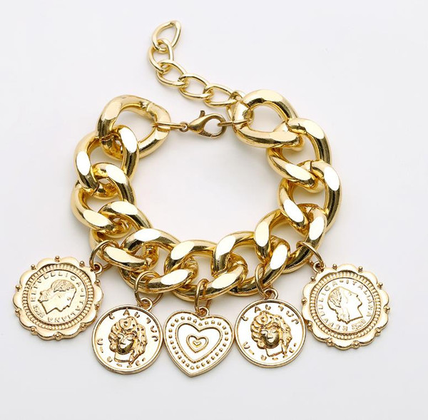 Retro-relief pendant, generous handwear, exaggerated personality, geometric punk Bracelet woman