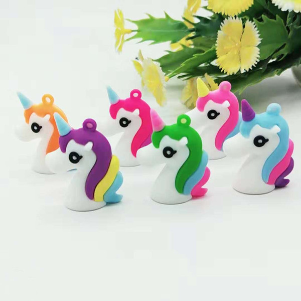 IN STOCK! Free DHL 3D Three-dimensional Color Unicorn Key Chain Bag Pendant Environmental Protection PVC Soft Plastic Rainbow Horse Keychain