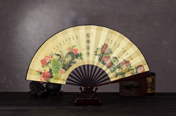 Chinese folding silk fan