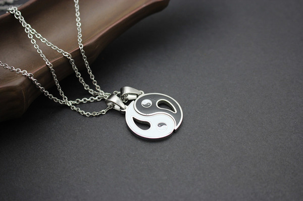 Chinese youths and lovers, yin and Yang, eight diagrams, Tai Chi pendants(sweethearts,Tide, ancient style, martial arts, chivalrous)