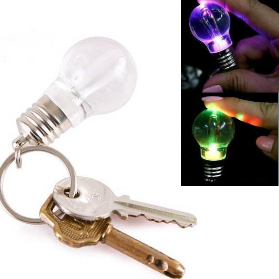 Free Shipping !!!Cute Mini Changing Color LED Light Bulb Keychain Key Ring DK9000LD