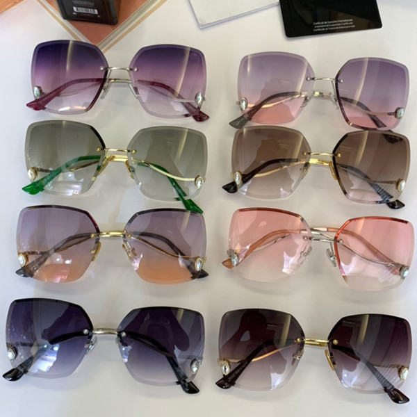 2019 New Arrival Fashion Luxury Designer Ladies Sunglasses Outdoor Casual Sports Aviator Vintage Makeup Decorative Awesome Womens Glasses