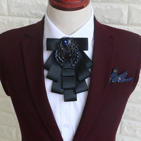New Fashion Necktie Lovely Groom Diamonds Bow Ties Wedding Birthday Party Gifts Elegant Butterfly Silk Yarn Gravata Bow Tie